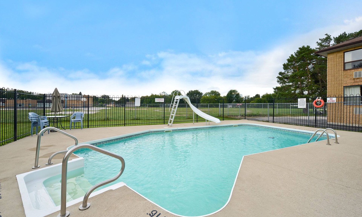 Angus Hotel | Angus Inn