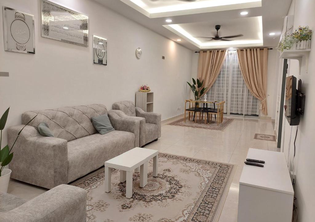 Nilai House | Anis Homestay Nilai