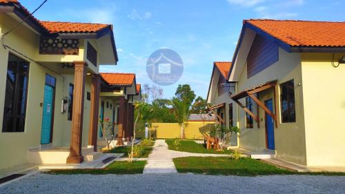 Kampung Pengkalan Maras House | anjung ara suites and roomstays
