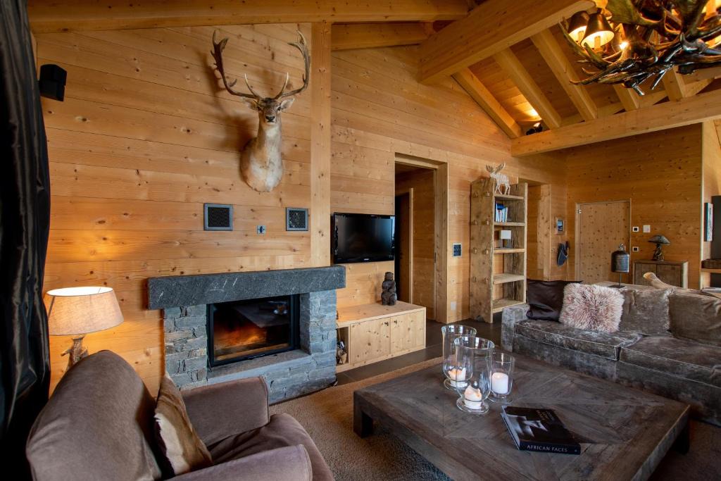 Riederalp Apartment | ANNA ISABELLE PENTHOUSE
