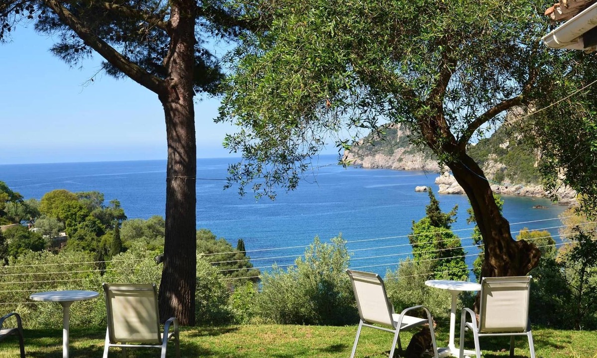 Liapades House | Anna Pension