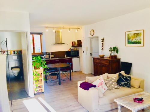 Lagrasse Apartment | Anna's gîte