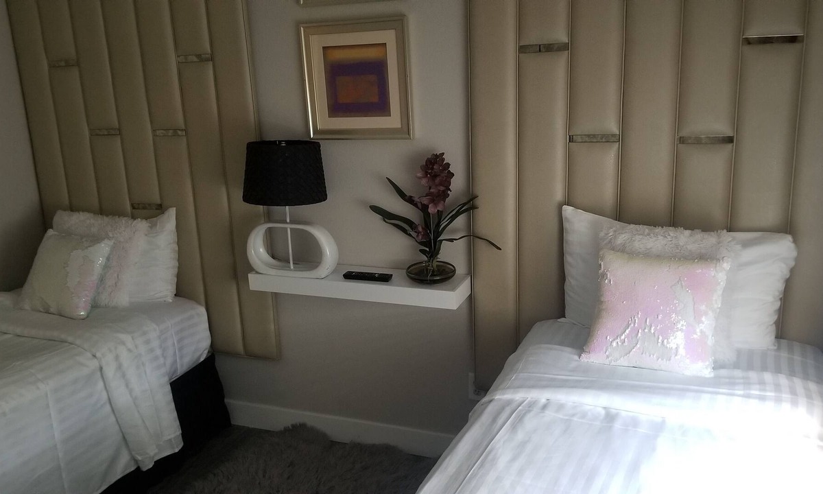 Las Vegas Cabin | .annanananna