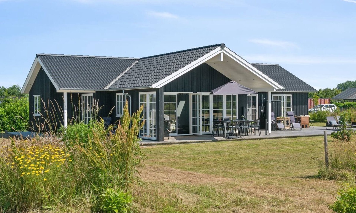 Havnsø House | "Annerose" - 550m from the sea by Interhome
