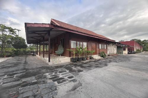 Banjarasri Villa | Annet Homestay Yogyakarta
