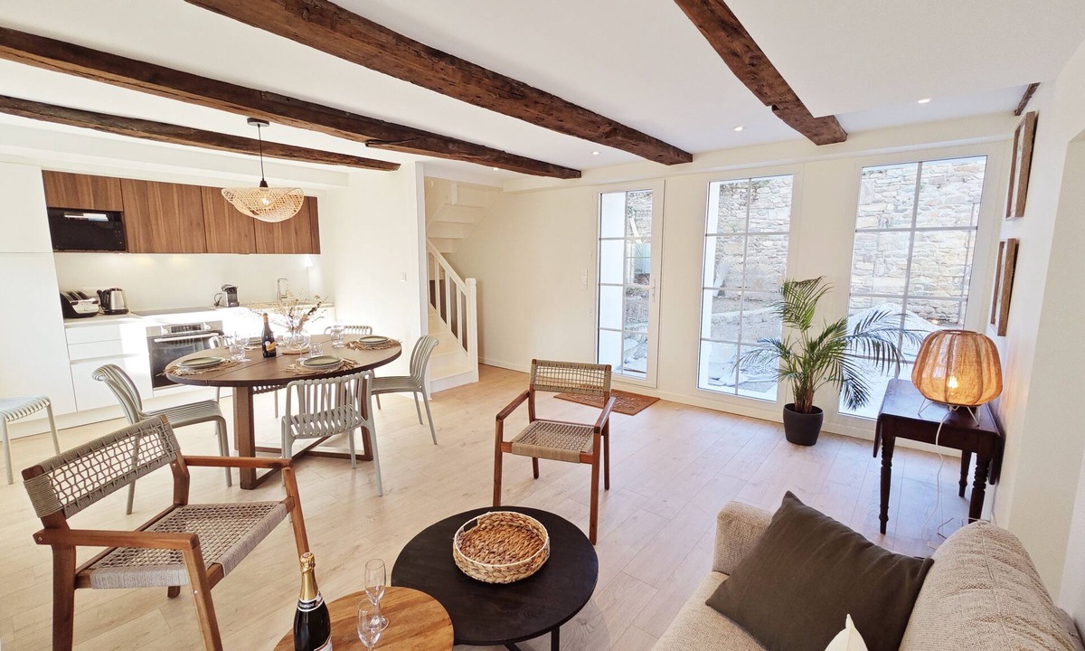 Saint-Pol-de-Leon House | Annette's House