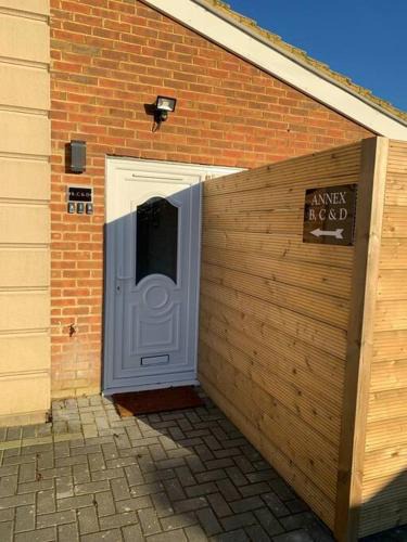 Beddington South Apartment | Annex B, a Studio flat in London