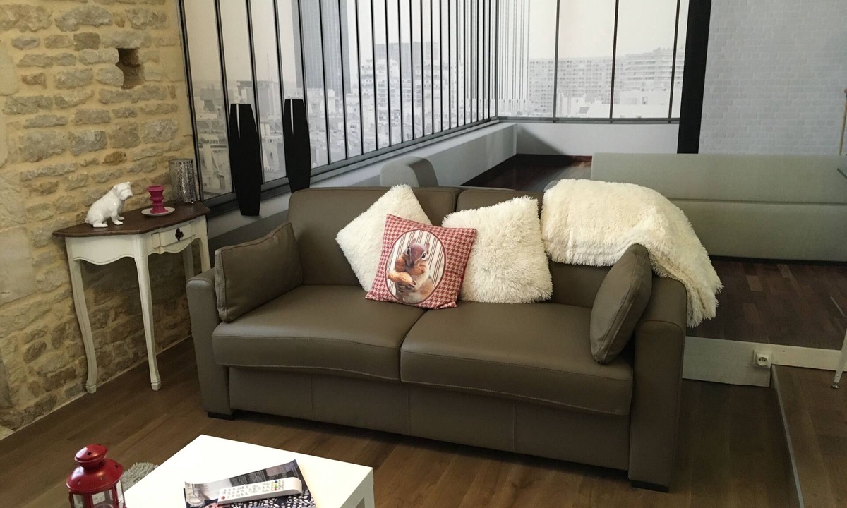 Saint-Regnobert-de-la-Cote-de-Nacre Apartment | Annex charming studio in an alley to the beach