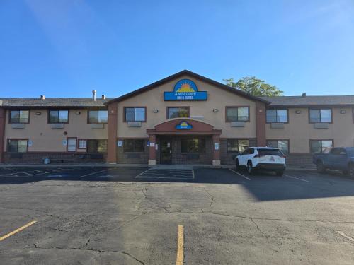Clearfield Hotel | Antelope Inn & Suites