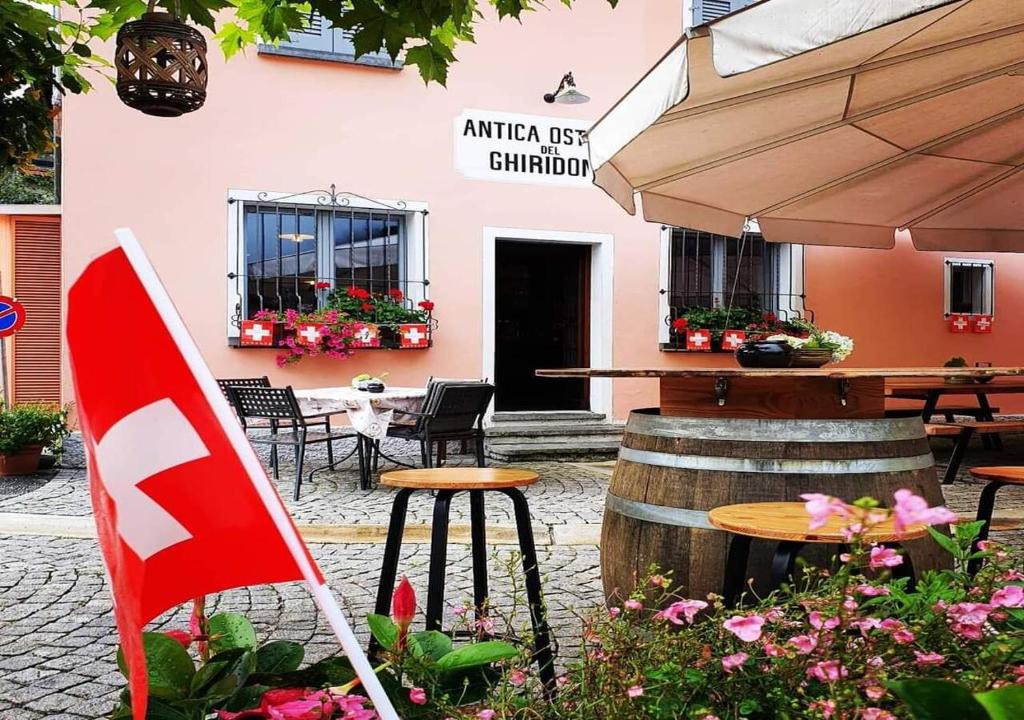 Palagnedra Hotel | Antica Osteria Ghiridone