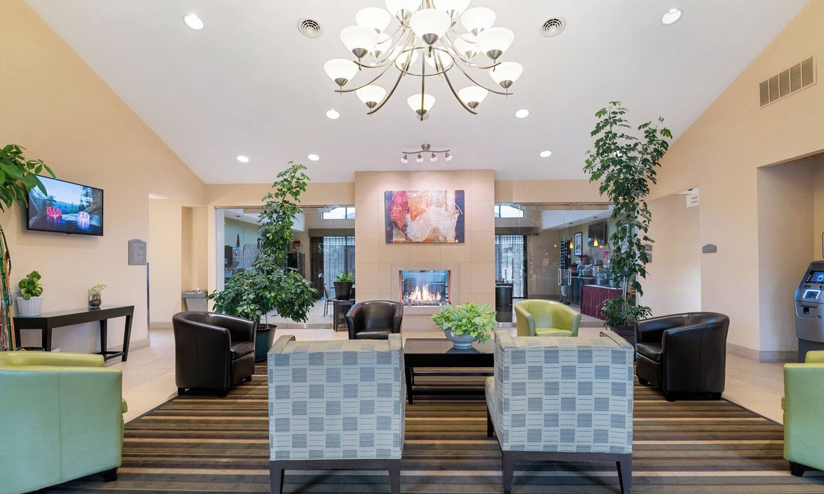 Antioch Hotel | Antioch Hotel & Suites