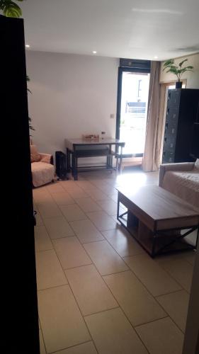 Alenya Apartment | ANTIQUA ROMA - via temporis CXII