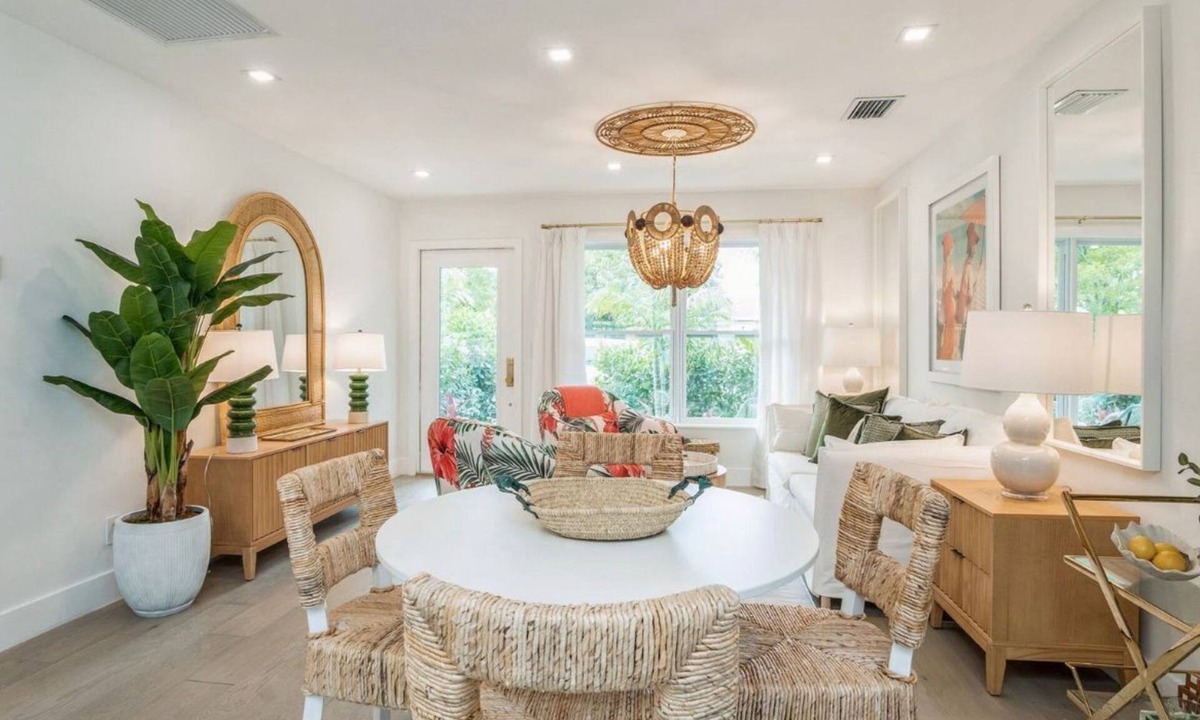 Parker Ridge Apartment | Antique Row Chic