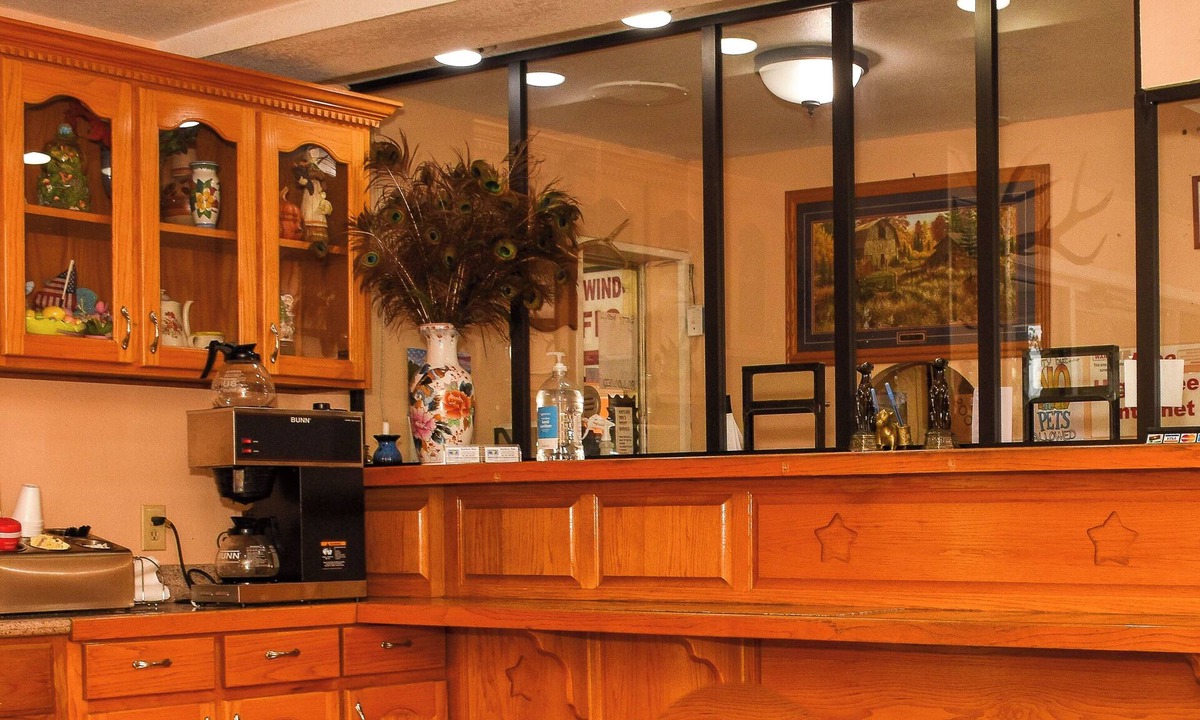 Goliad Hotel | Antlers Inn