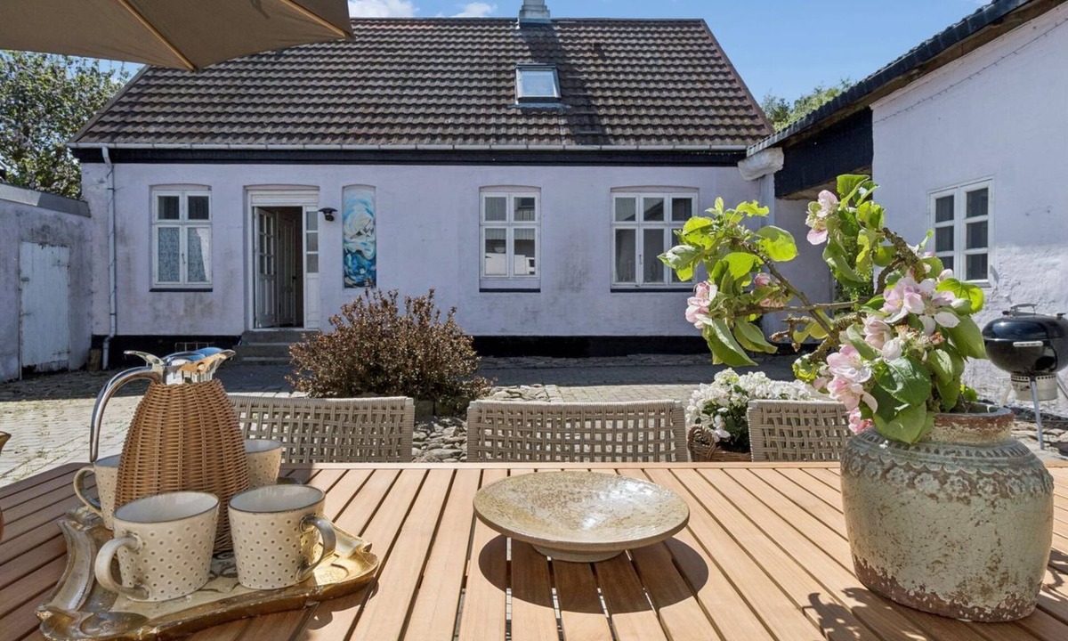 Allinge House | "Antonina" - 1.5km from the sea by Interhome