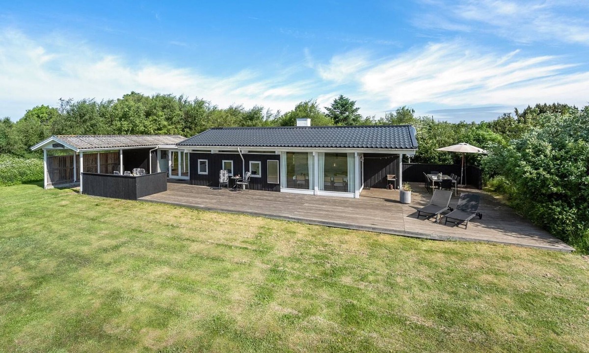 Lodbjerg Hede House | "Anund" - 1.4km from the sea by Interhome