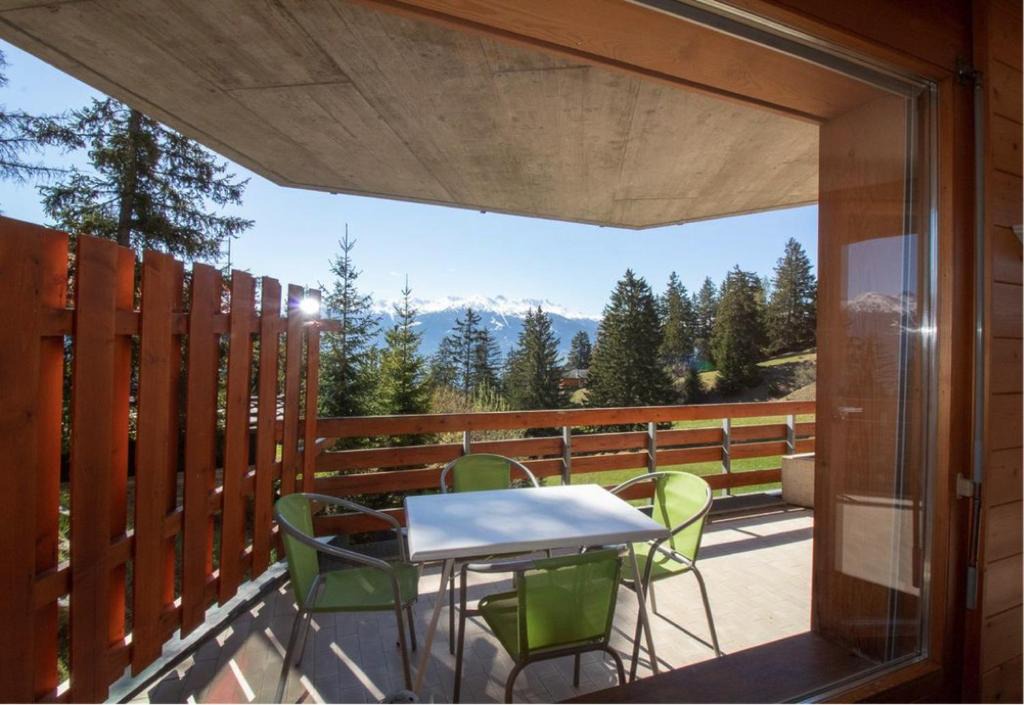 Anzere Apartment | Anzère skis - promenade