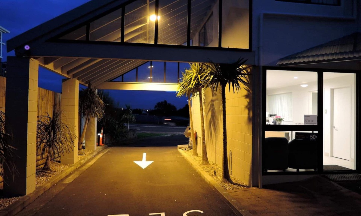 Takapuna Hotel | Anzac Court Motel