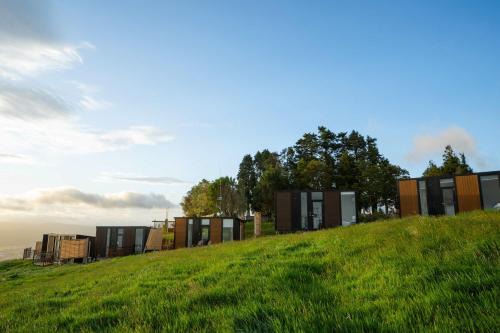 Kawaha Point House | Aorangi Peak Cabins 6 by Tiny Away