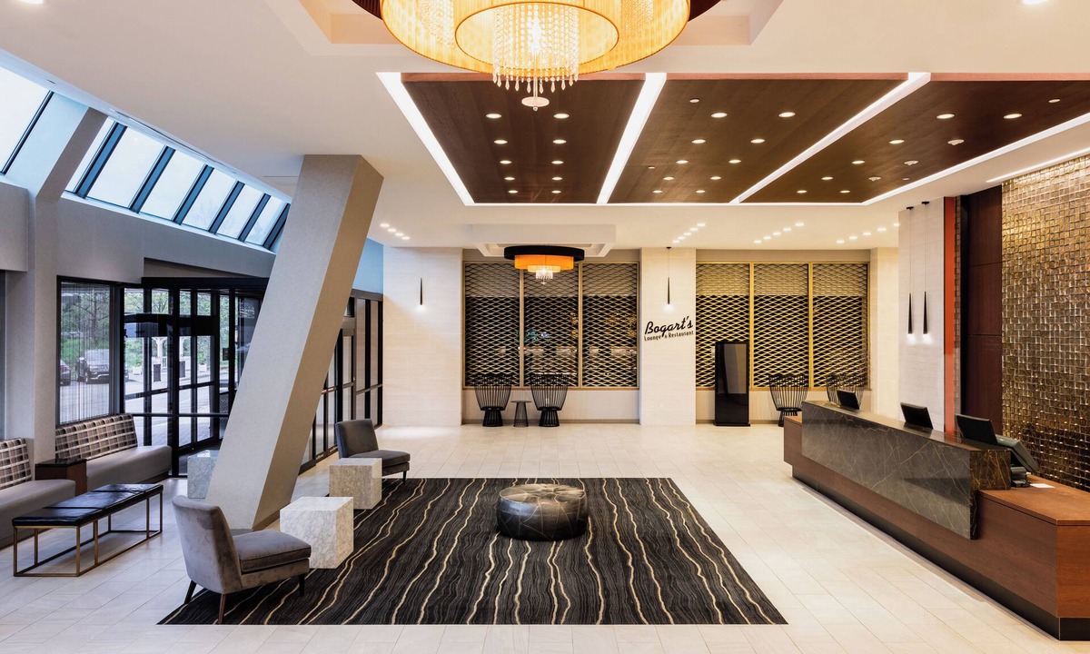 Iselin Hotel | APA Hotel Woodbridge