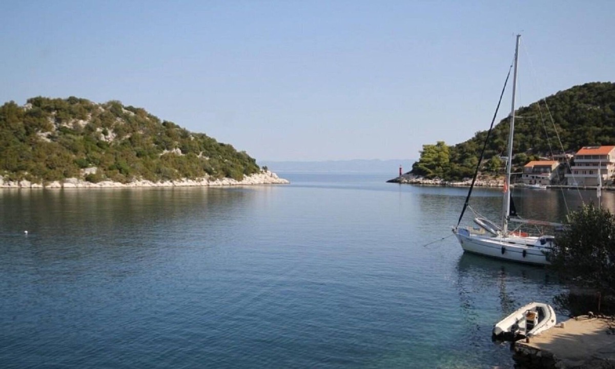 Zaklopatica Apartment | Apartment Milan (103801-A2) - Zaklopatica - island Lastovo