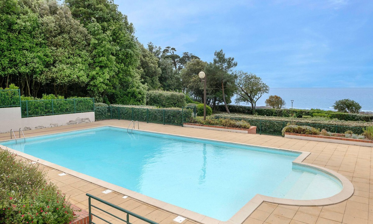 Pornic Apartment | Apart 100m from the beach - swimming pool for 4