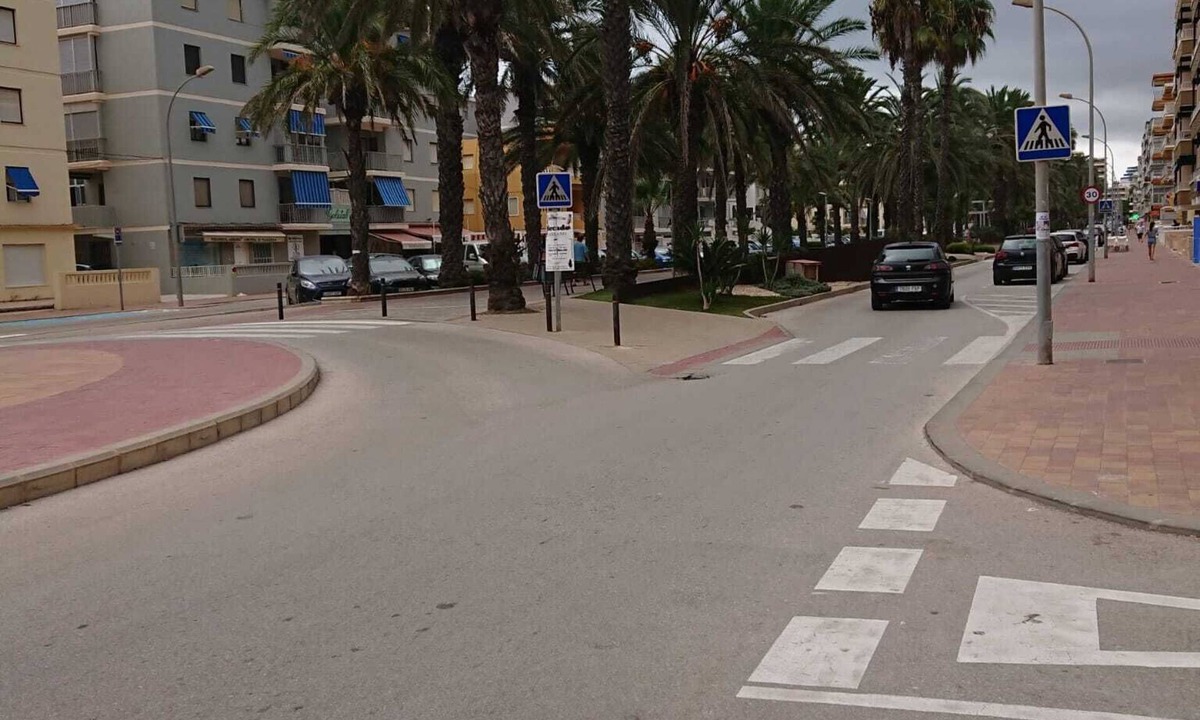 Tavernes de la Valldigna Condo | Apartment at the beach