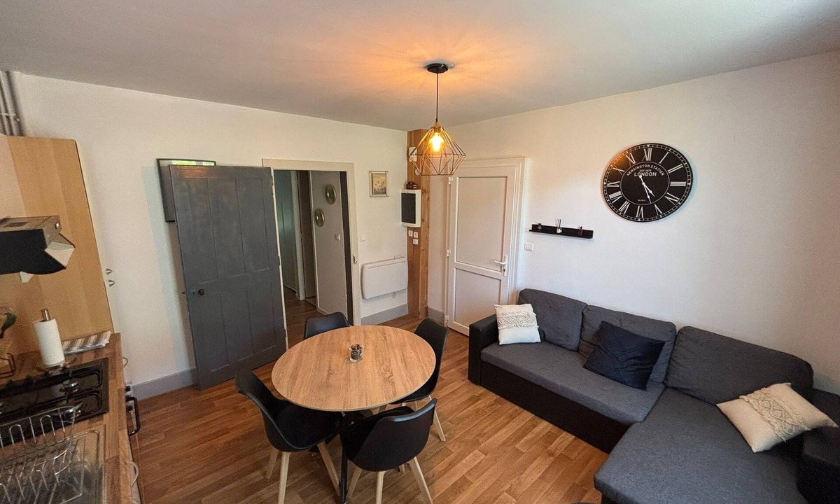 Saint-Maurice-sur-Moselle Apartment | Apartment 2 to 4 persons, One night minimum. Pets welcome.