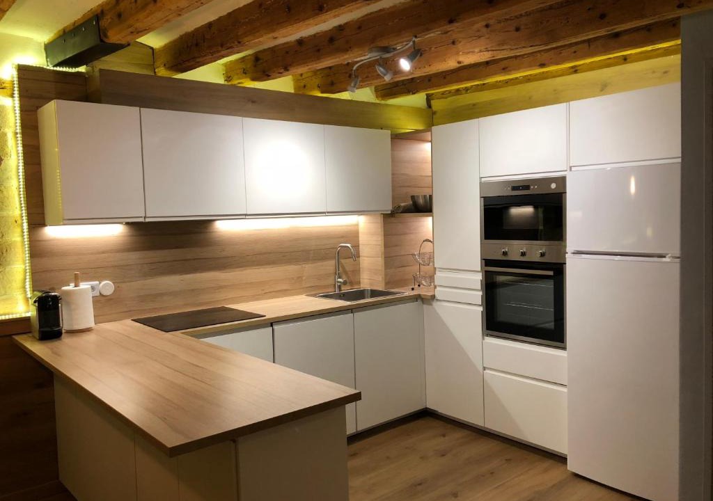 San Lorenzo de Morunys Apartment | Apartament Piteus Centre