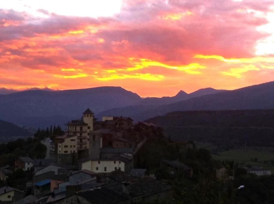 Montferrer I Castellbo Apartment | Apartament Gran Pirineu