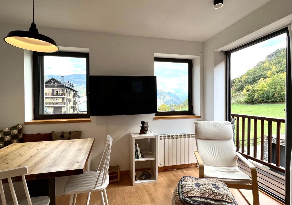 Alt Aneu Apartment | Apartament La Gisca - L'Amfitriona