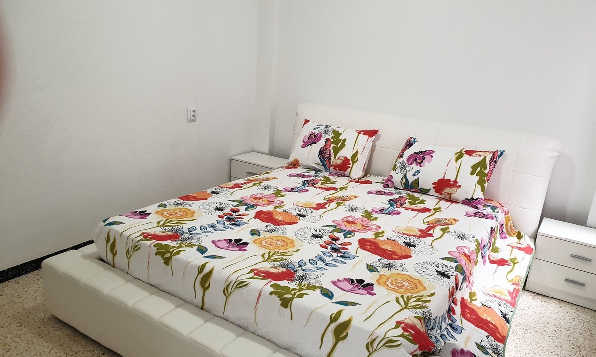Villajoyosa Apartment | APARTAMENT NEAR BEACH ,FOR 6 PEOPLE ,WIFI,AIR CONDITIONING