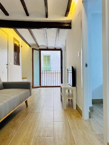 Old Town Apartment | Apartamento a un minuto de la playa HORT