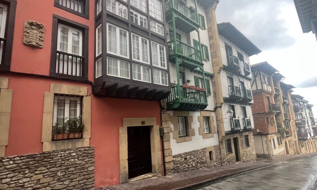 Hondarribia Apartment | Apartamento cómodo, tranquilo y céntrico en pleno casco histórico de Hondarribia