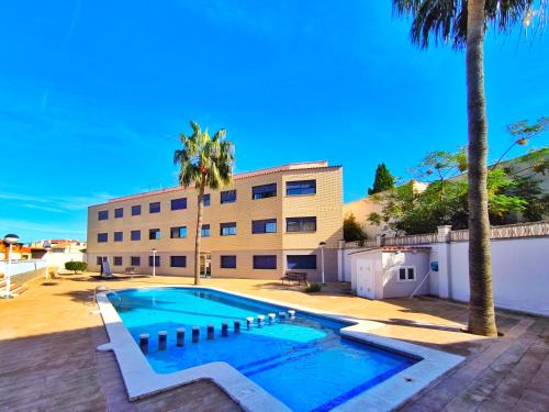 Sant Jaume d'Enveja Apartment | Apartamento con piscina en el Delta del Ebro