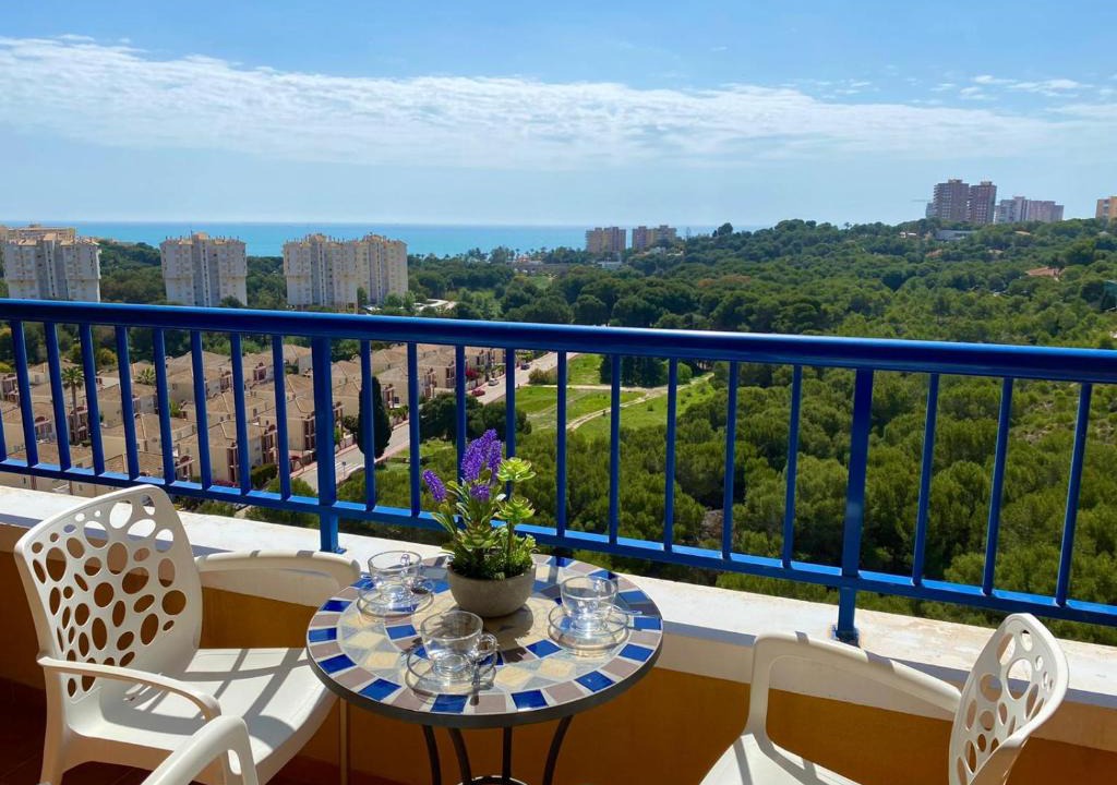 Dehesa de Campoamor Apartment | Apartamento con vistas al mar en Dehesa de Campoamor
