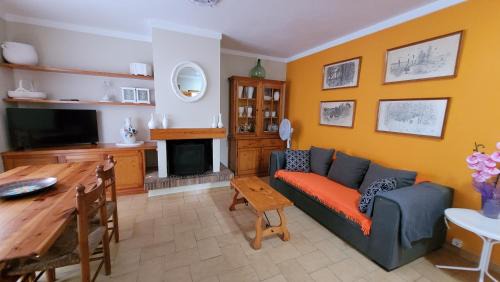 L'Escala Apartment | Apartamento Delacroix