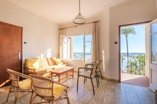 Benicarlo Apartment | Apartamento las Palmeras 4