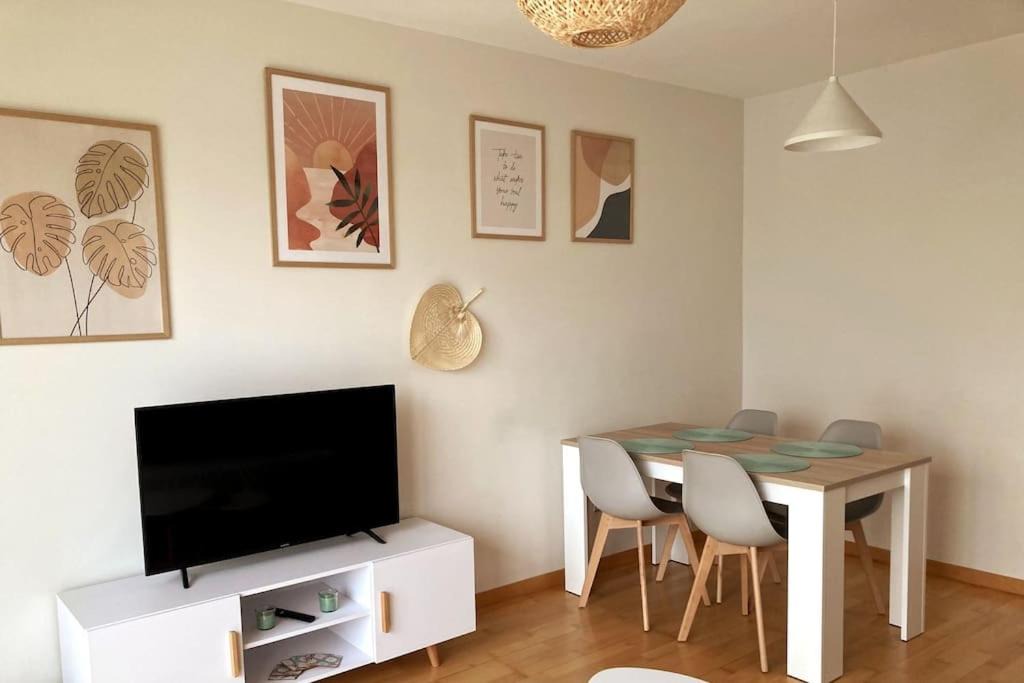 Barrio de Jesus Apartment | Apartamento MEDIODIA - Parking incluido, céntrico y tranquilo