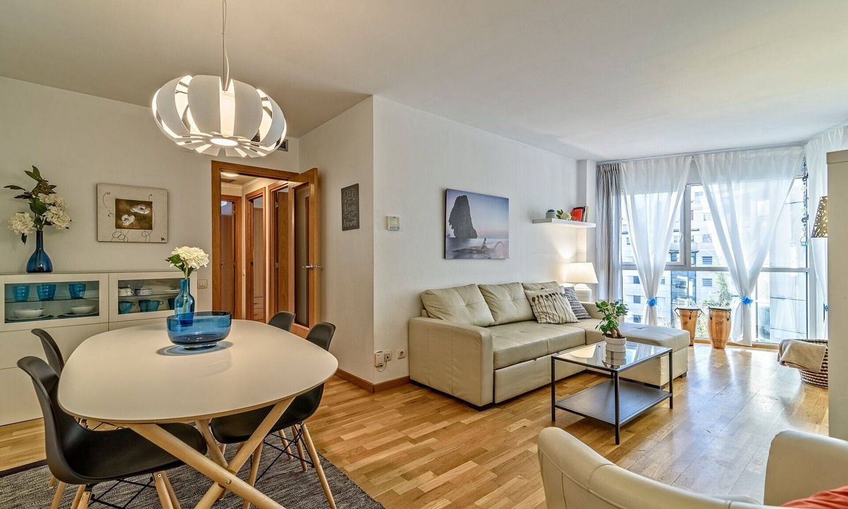Barcelona Apartment | Apartamento&piscina cerca de Barcelona