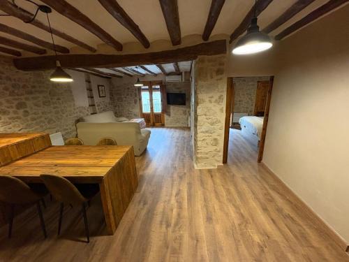 La Fresneda Apartment | Apartamento rural La Fresneda - Casa Vidal