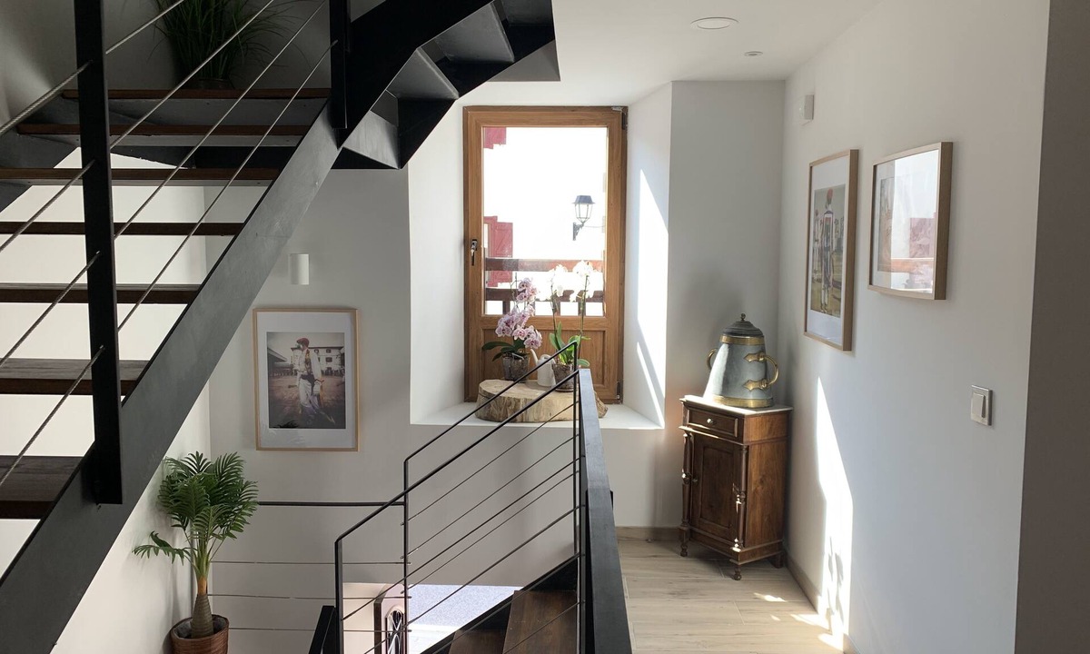 Valcarlos Hotel | Apartamentos De Montaña Mendiola