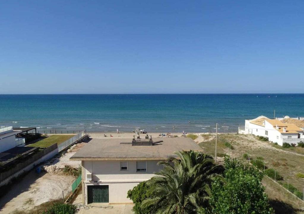 Les Deveses Apartment | APARTAMENTOS EL SOL a 20 metros del mar.