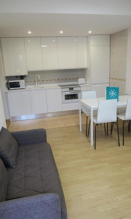 Ezcaray Apartment | Apartamentos Palacio Azcárate Calle Calvario