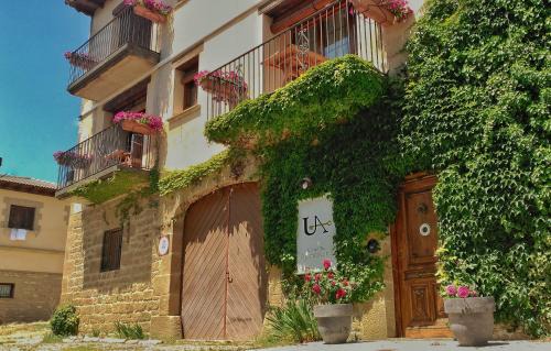 Uncastillo Apartment | Apartamentos Uncastillo