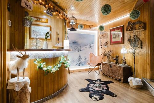 Llorts Apartment | Apartaments La Neu-Mountain Lodges & Restaurant