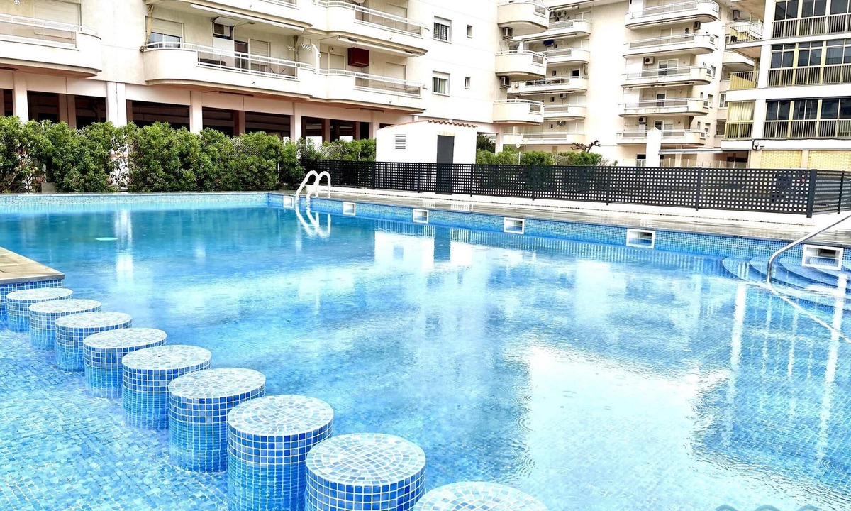 La Pineda Apartment | APARTBEACH ADRIATICO RELAX BEACHFRONT WITH SWIMMING POOL AND PARKING