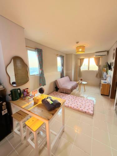 East Jakarta Apartment | Apartemen Cantik 2BR- 7 person Kelapa Gading