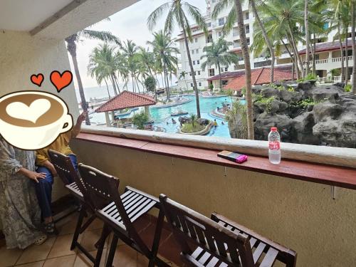 Bandulu Apartment | Apartemen marbella anyer tower Nakula lt 2 type DELUXE 1 KAMAR TIDUR utama 1 kamar anak view kolam renang & laut