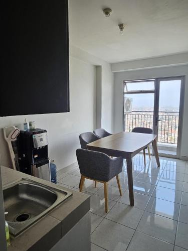 Cibaduyut Apartment | Apartemen Mekarwangi Square 12 A 2 BR Max 6 orang